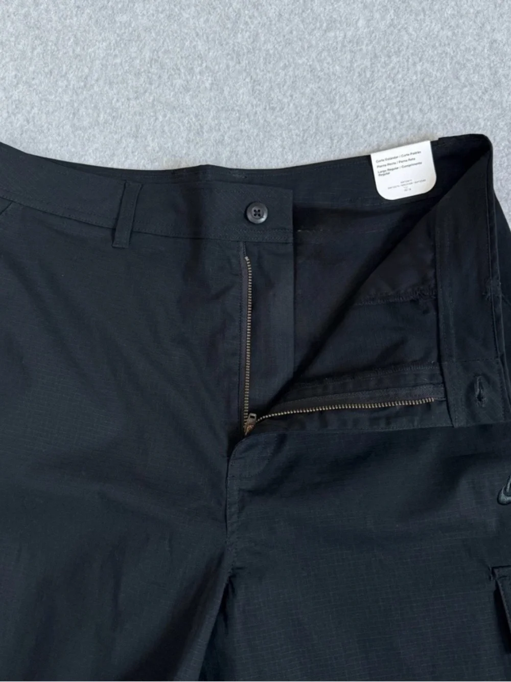 Nike Mens Cargo Pants Size 34x32 Black Straight Leg Ripstop Skater Casual NWT
